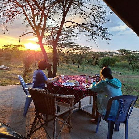 Maasai Mara Safari Camp In Kenya Bed & Breakfast Sekenani Exterior foto